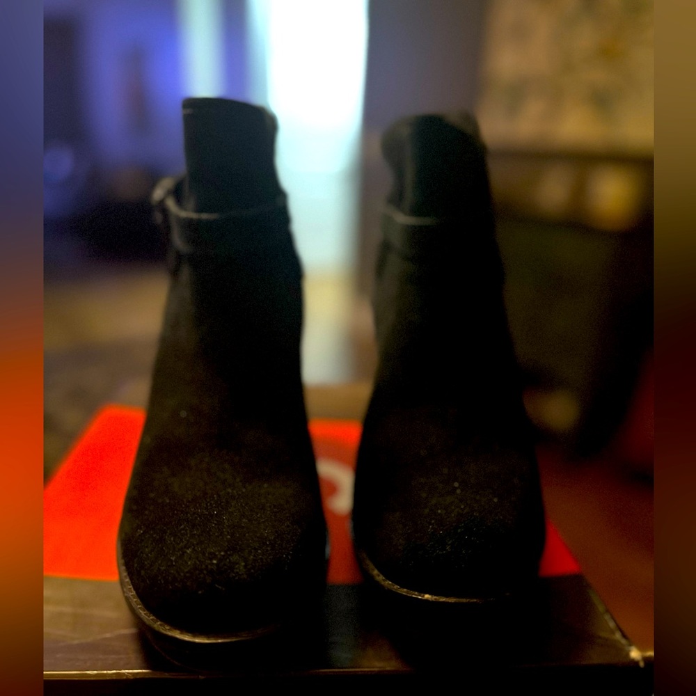 Black Ugg Boots